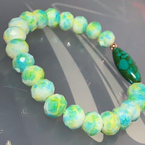 TURQUOISE + CRYSTALS NATURAL BRACELET size 6” - Picture 4 of 6
